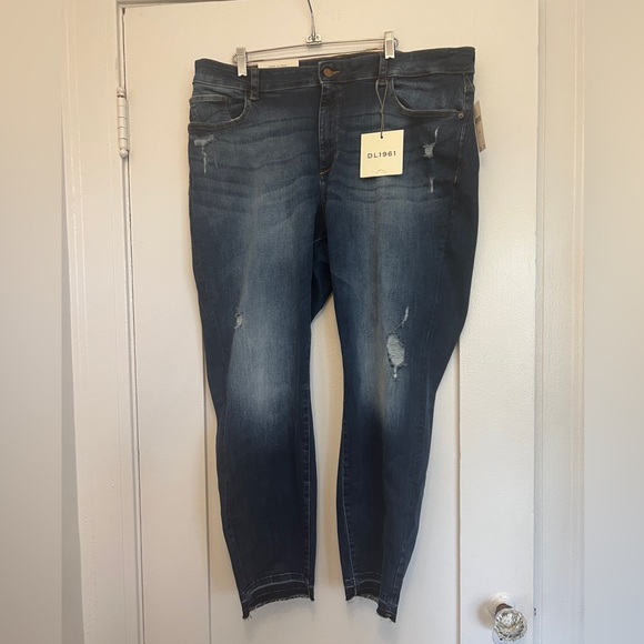 DL1961 Denim - BNWT Instasculpt Skinny Jeans by DL1961